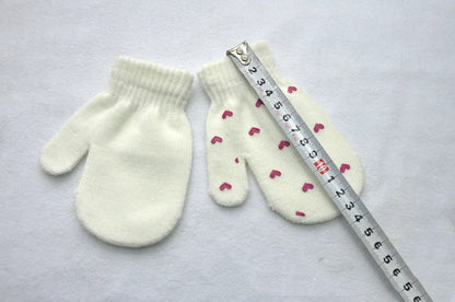 Soft Cotton Baby Mittens – Comfortable, Breathable, Geometric Pattern (1–3 Years)