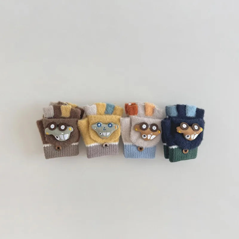 Soft Polyester Baby Girl Mittens – Warm, Lightweight, Solid Color Gloves (1–4 Years)