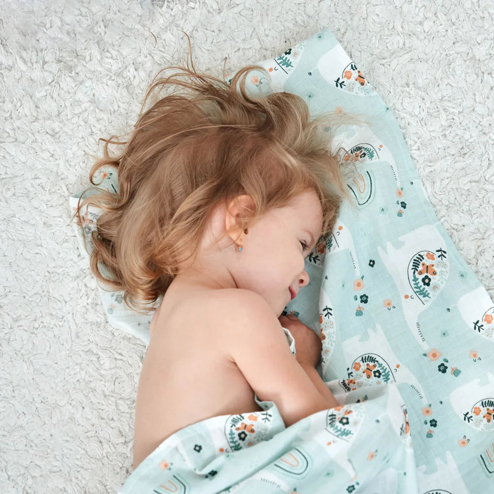 Muslin Cotton & Bamboo Double-Gauze Baby Blanket – 125×125 cm, Soft, Breathable & Cartoon Print