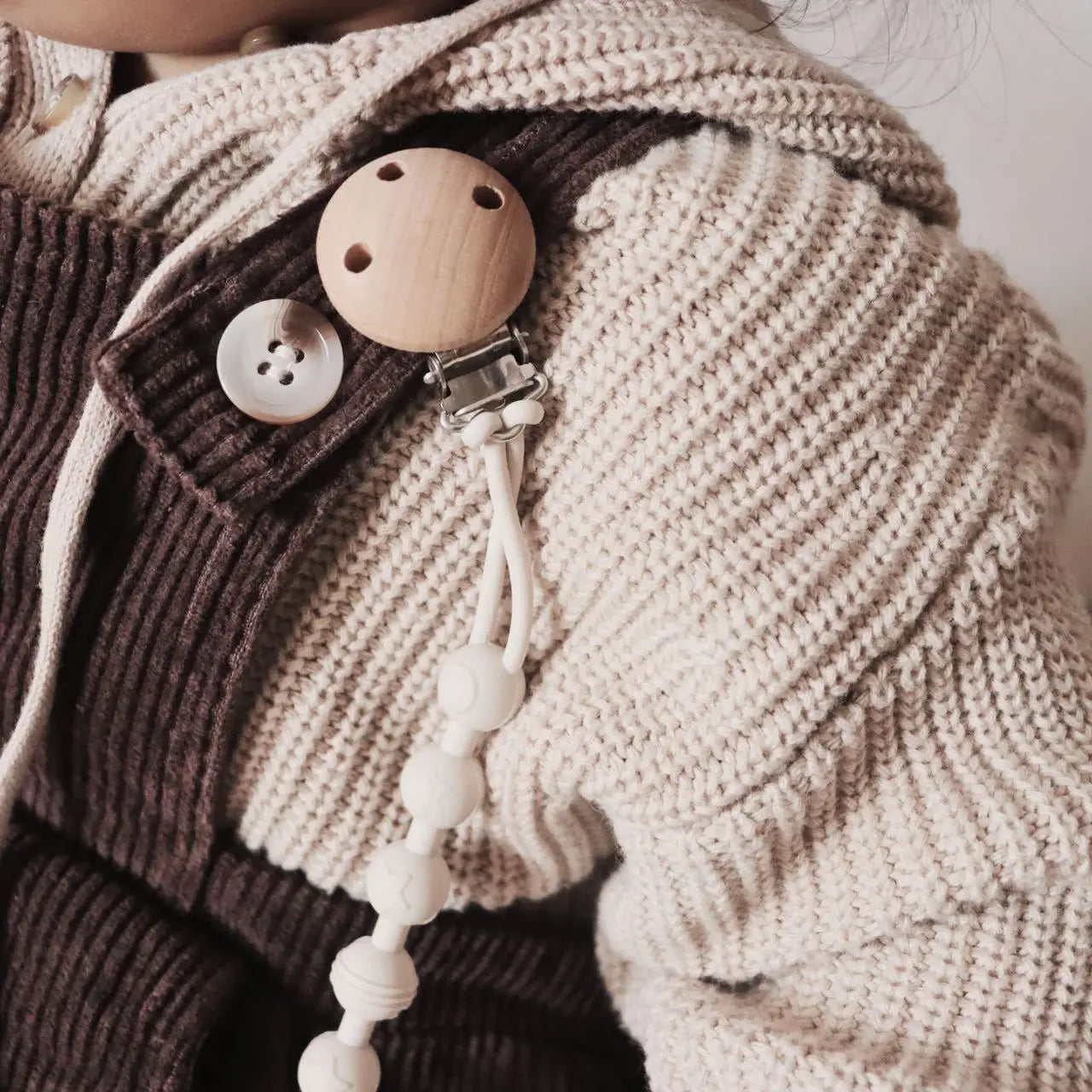 Food-Grade Silicone Baby Teether – Safe, Soft & Soothing for 6–36 Months