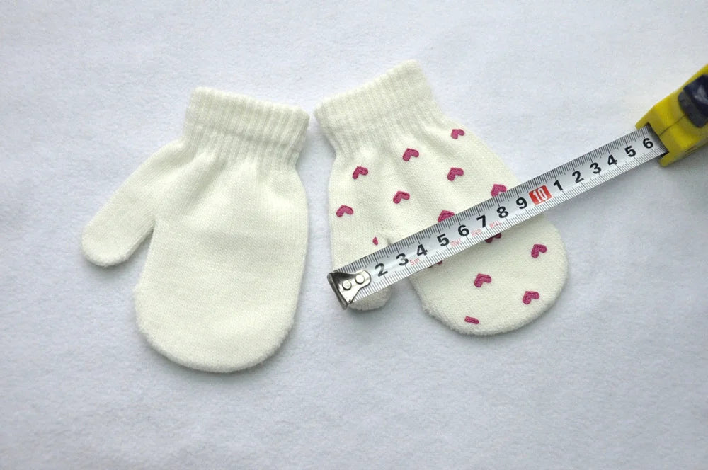 Soft Cotton Baby Mittens – Comfortable, Breathable, Geometric Pattern (1–3 Years)