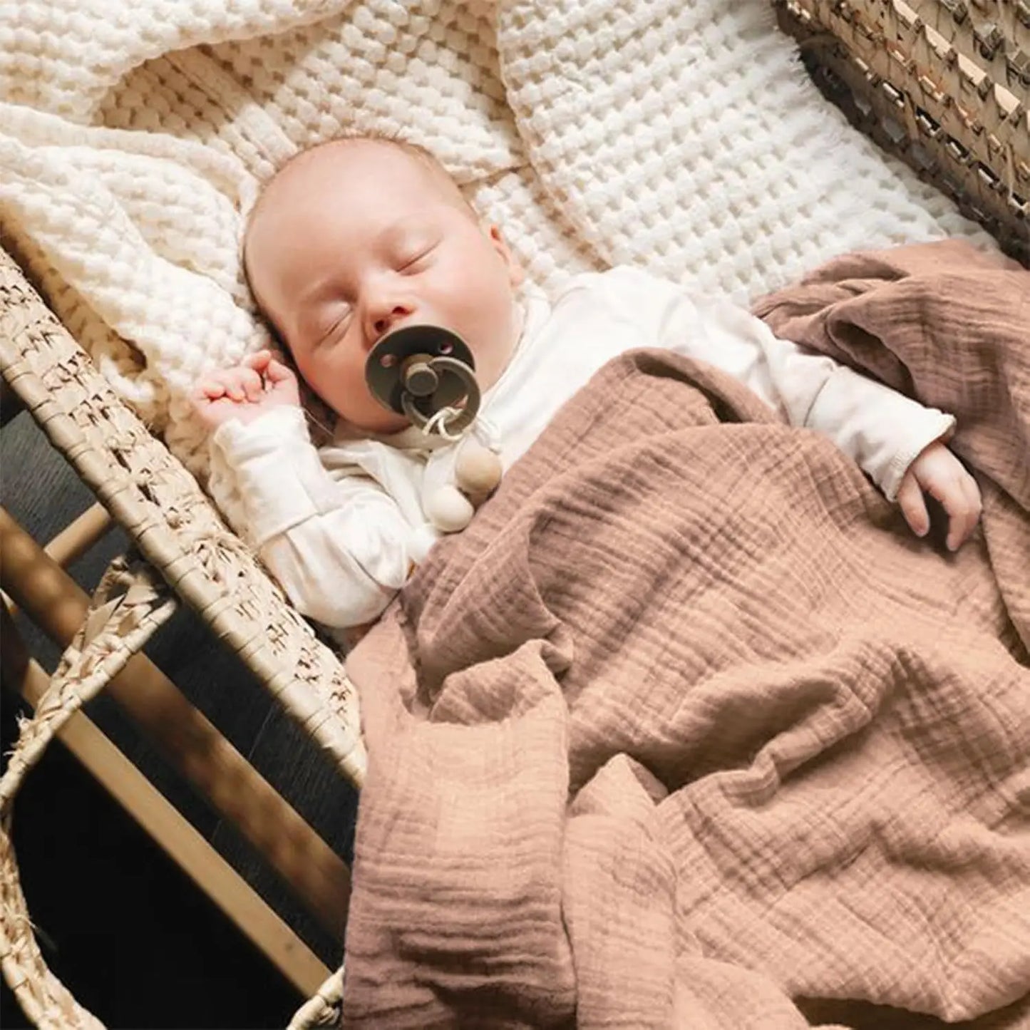 Soft Cotton Baby Swaddle Blanket – Solid Color, 0–12 Months (Spring & Autumn)