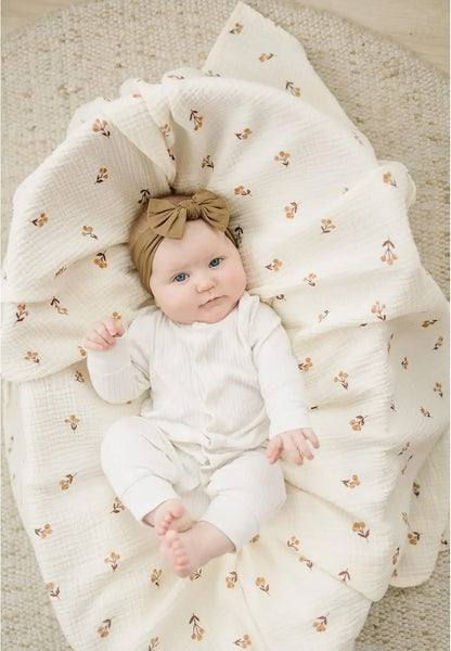 Soft Cotton Baby Swaddle Blanket – Solid Color, 0–12 Months (Spring & Autumn)